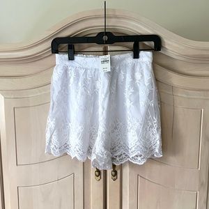 *2/$15 SALE* Abercrombie & Fitch Lace/Tulle Shorts XS